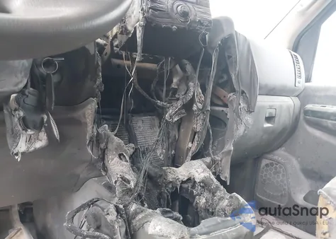 2017 Nissan Nv Cargo Nv2500 Hd S V6 z USA, uszkodzony, nr VIN 1N6BF0LY3HN804328